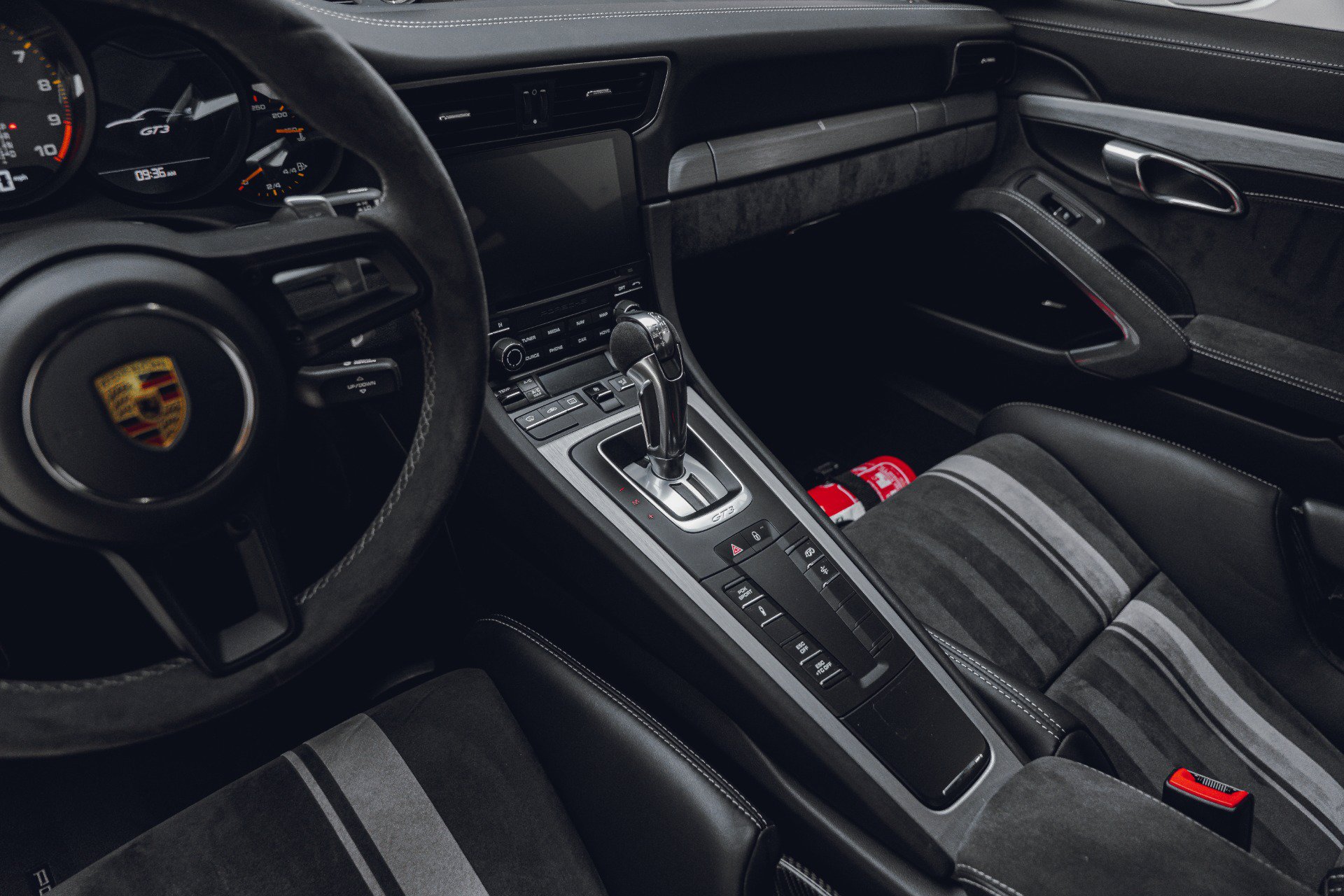 Used 2018 Porsche 911 GT3 RWD image 34