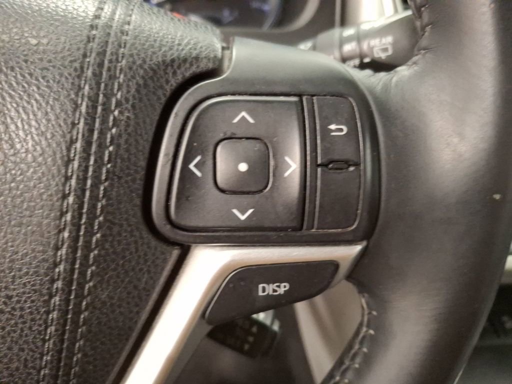 Used 2015 Toyota Highlander Plus image 23