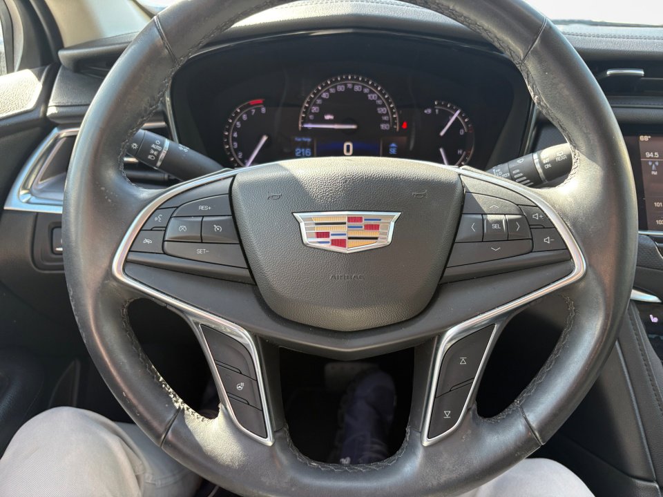 Used 2017 Cadillac XT5 Luxury image 13