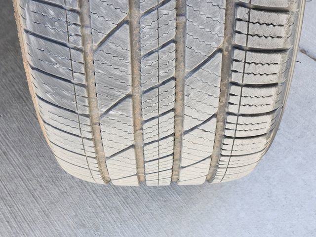 Used 2019 Cadillac Escalade ESV Premium Luxury image 11