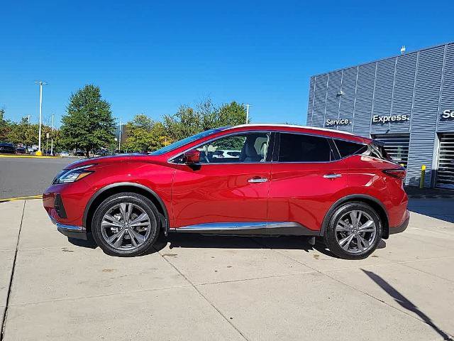 Certified 2024 Nissan Murano Platinum w/ Cargo Package AWD/4WD image 2