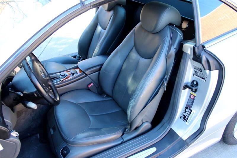 Used 2005 Mercedes-Benz SL 500 image 12