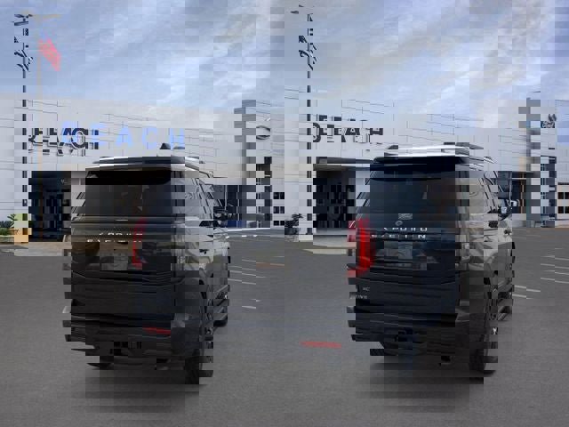 New 2026 Ford Expedition Active image 8