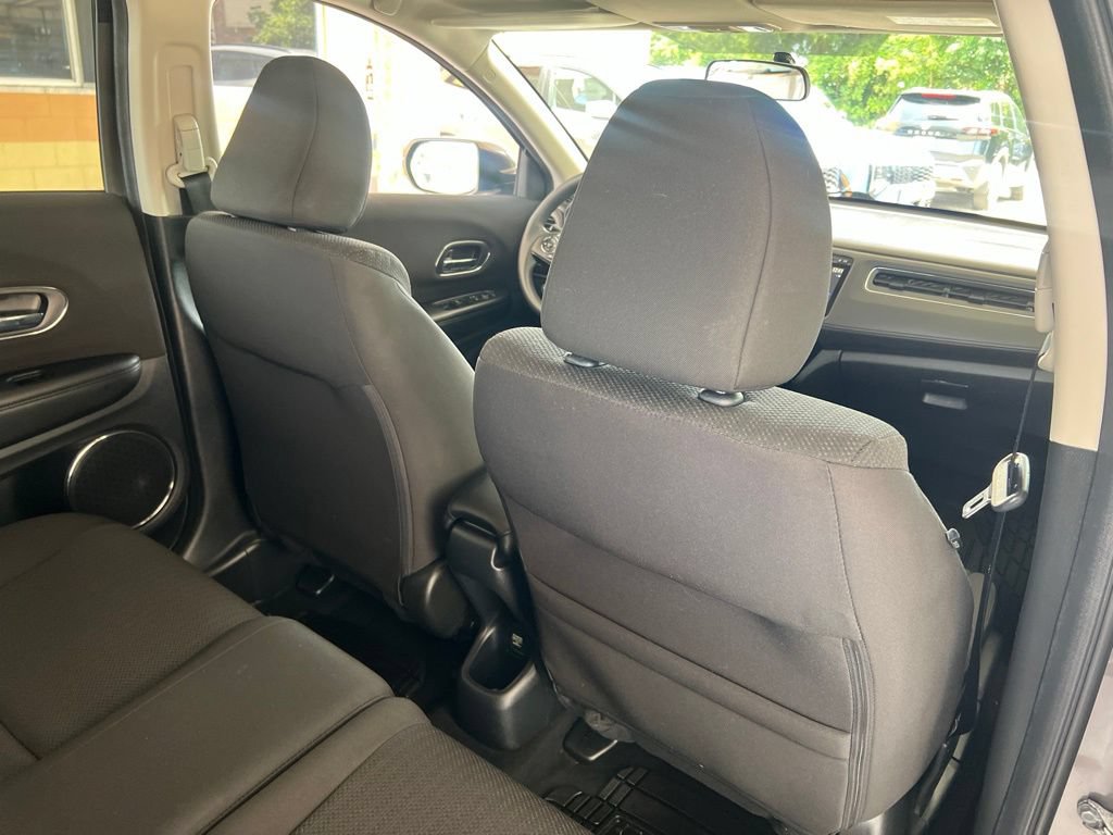 Used 2017 Honda HR-V EX image 15