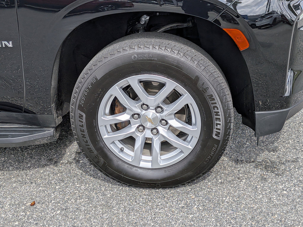 Certified 2024 Chevrolet Suburban LT AWD/4WD image 10
