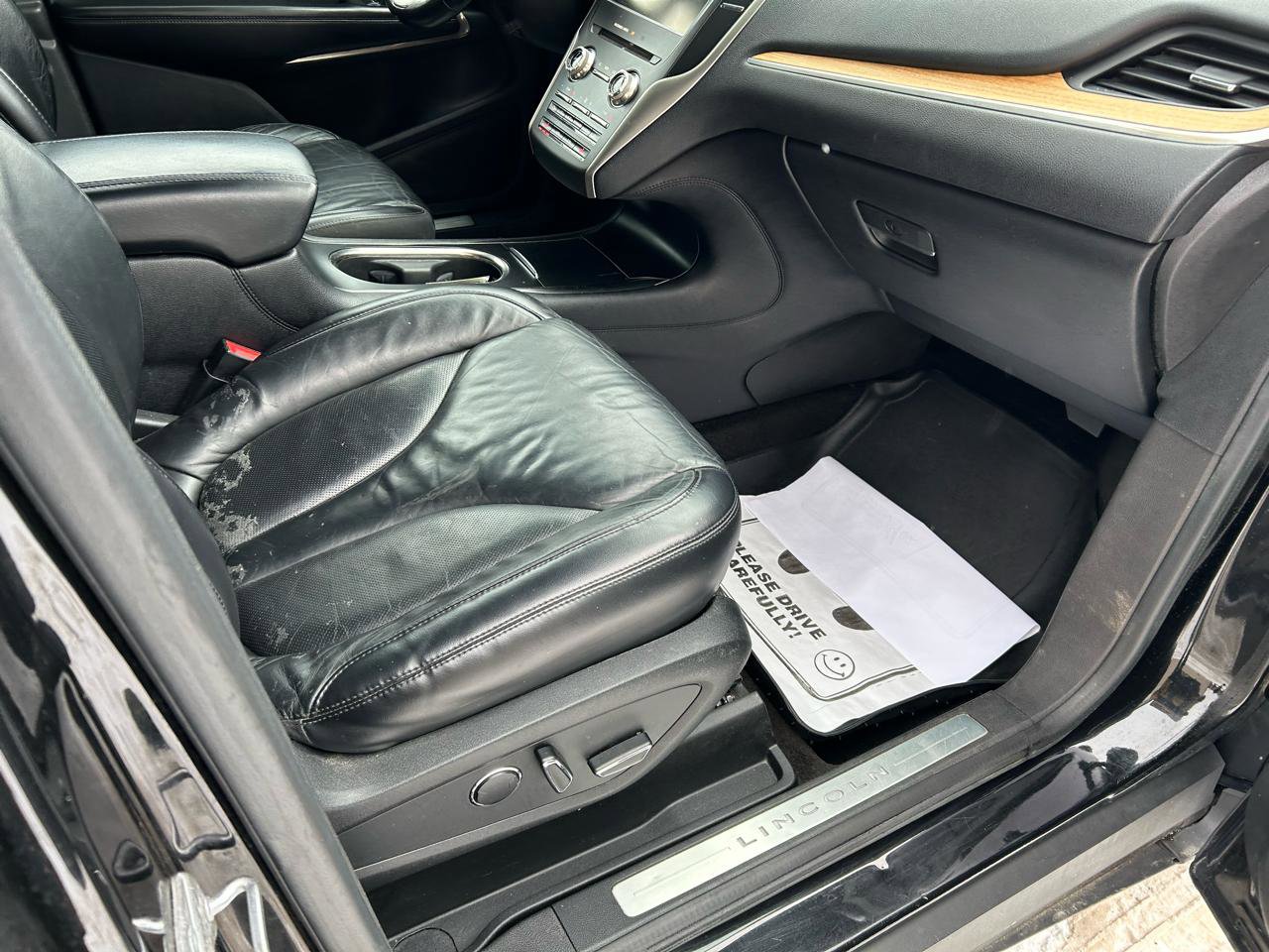 Used 2015 Lincoln MKC AWD w/ Equipment Group 101A Select image 12