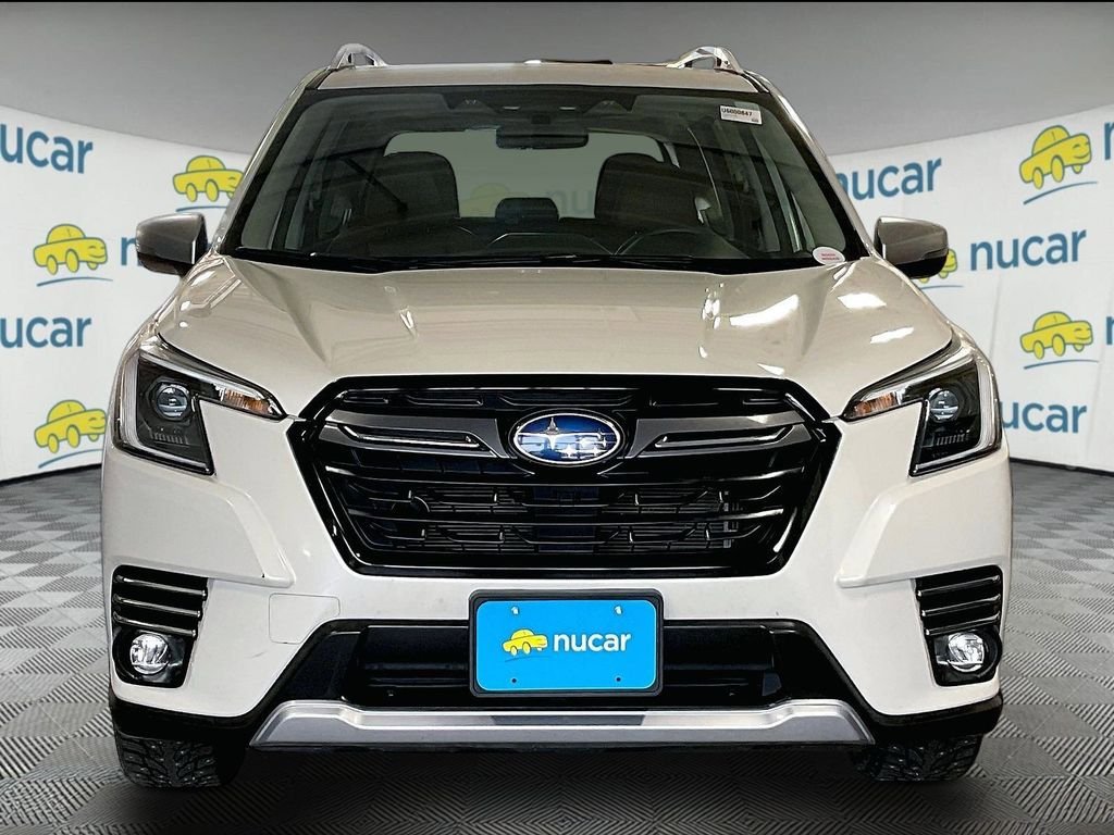 Used 2024 Subaru Forester Touring AWD/4WD image 2