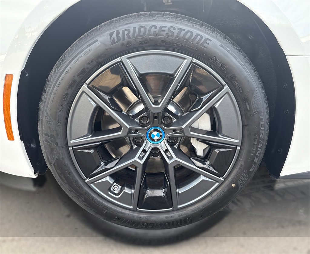 Certified 2023 BMW i4 eDrive35 image 15
