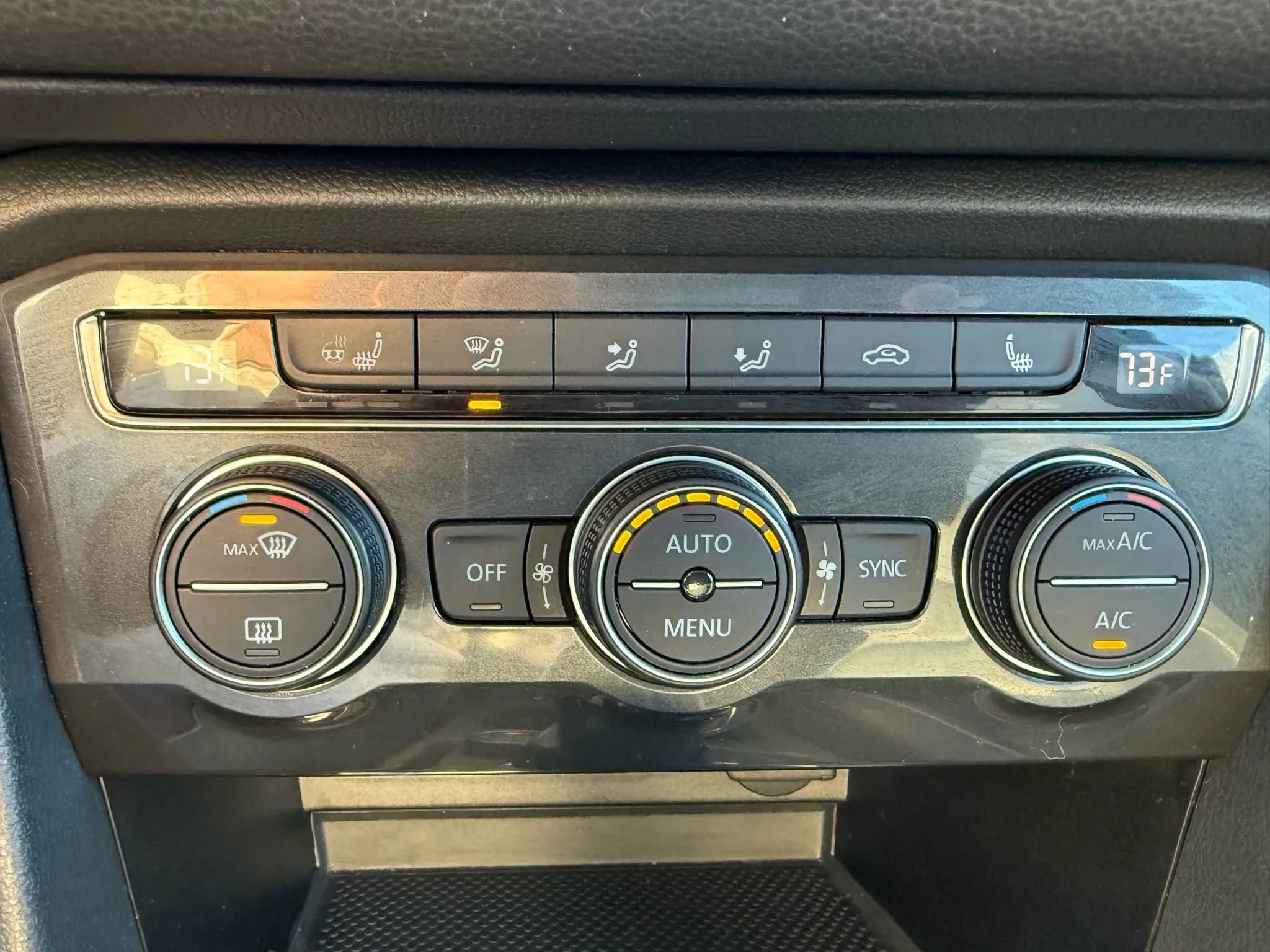 Used 2019 Volkswagen Tiguan SEL Premium R-Line image 14