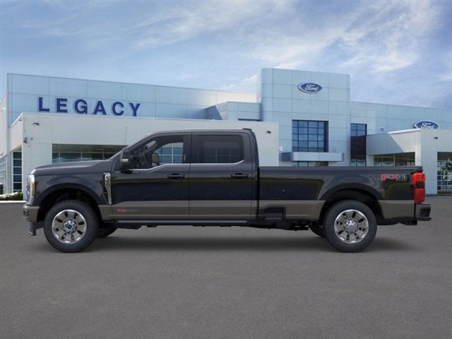 New 2026 Ford F350 4x4 Crew Cab Super Duty image 3