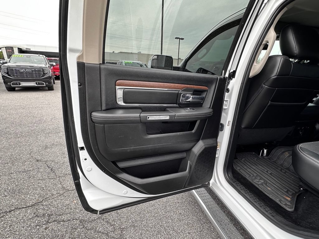 Used 2014 RAM 1500 Laramie w/ Trailer Tow Group AWD/4WD image 19