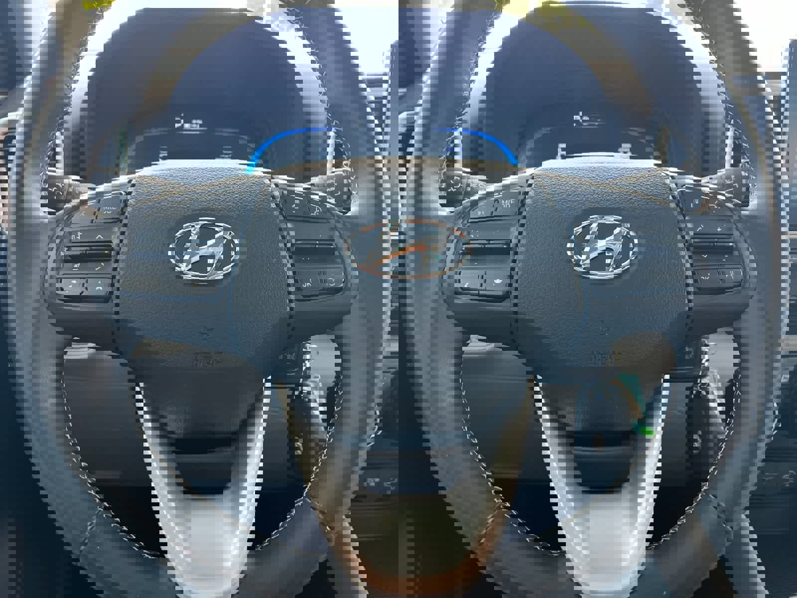 Certified 2023 Hyundai Venue SEL w/ Cargo Package image 23