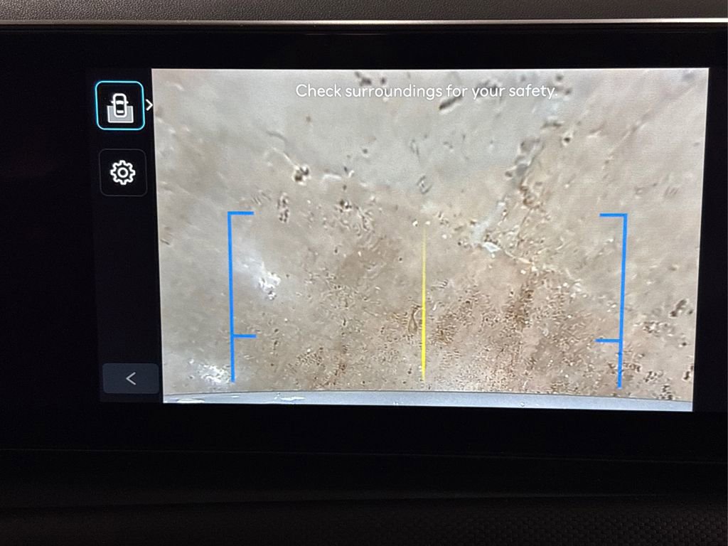 Used 2025 Hyundai Tucson SE image 33