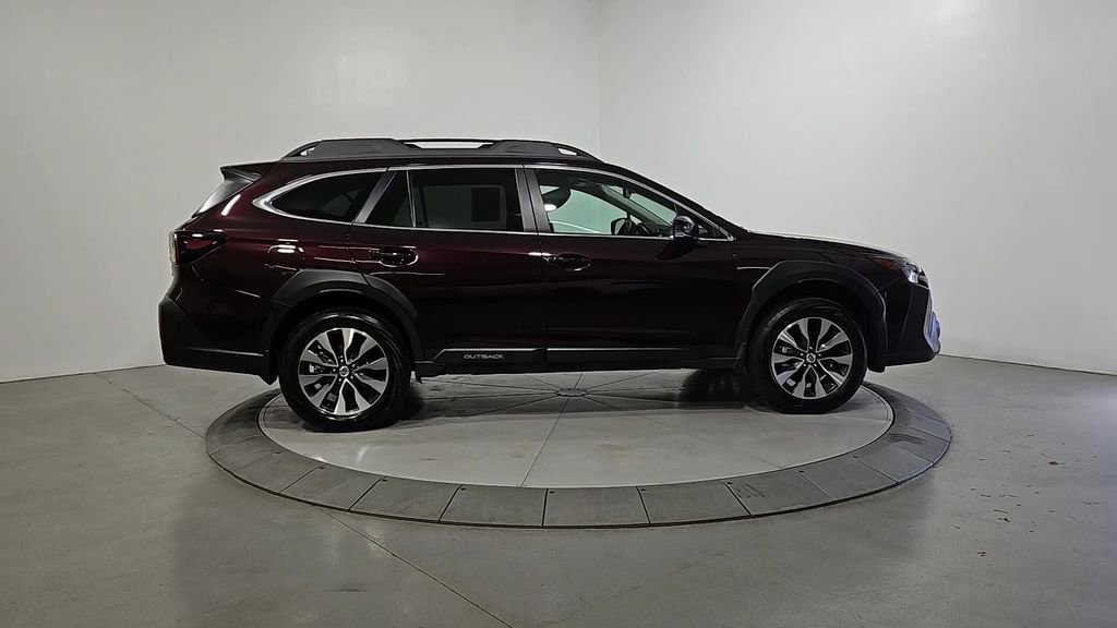 Certified 2025 Subaru Outback Limited AWD/4WD image 7