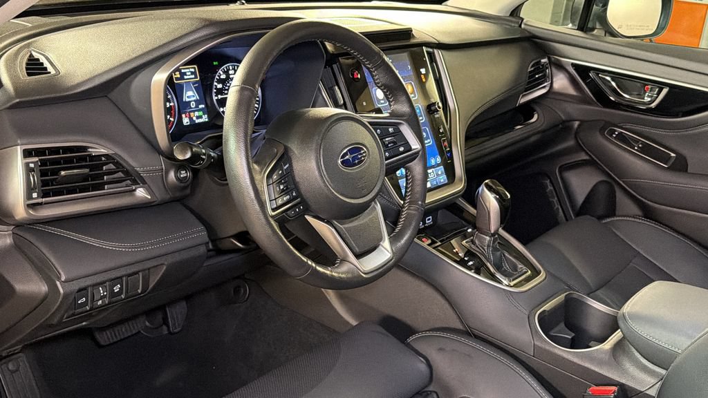 Used 2023 Subaru Outback Limited AWD/4WD image 23