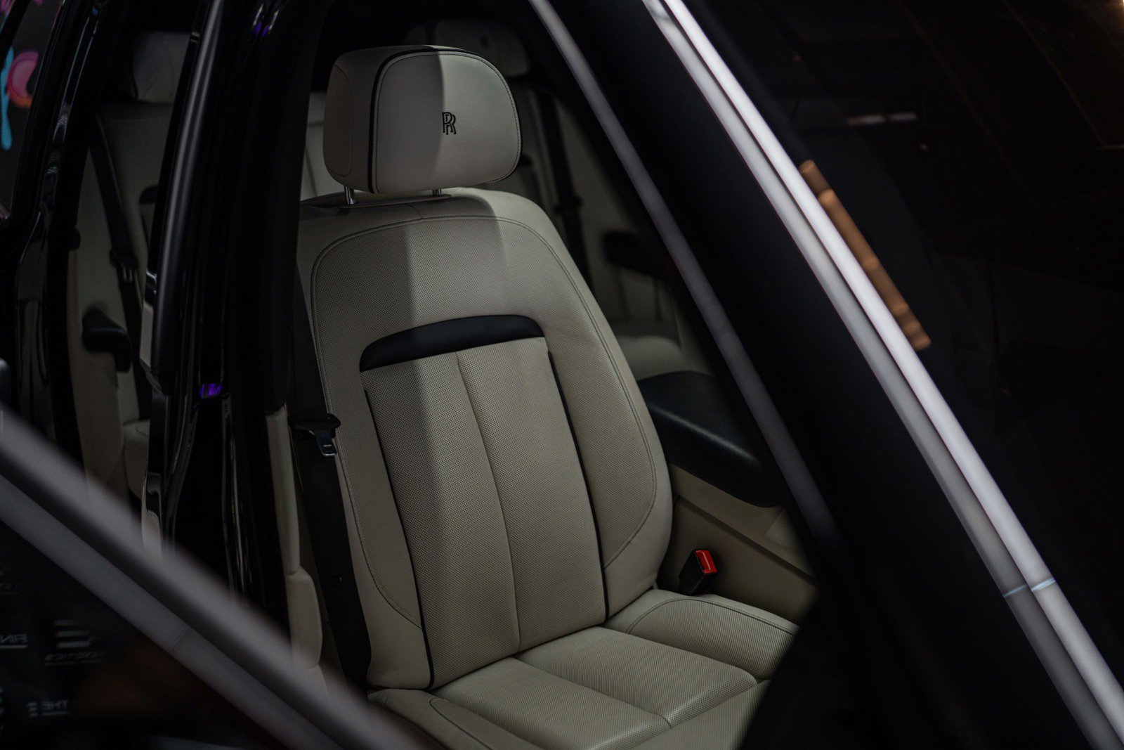 Used 2020 Rolls-Royce Cullinan image 9