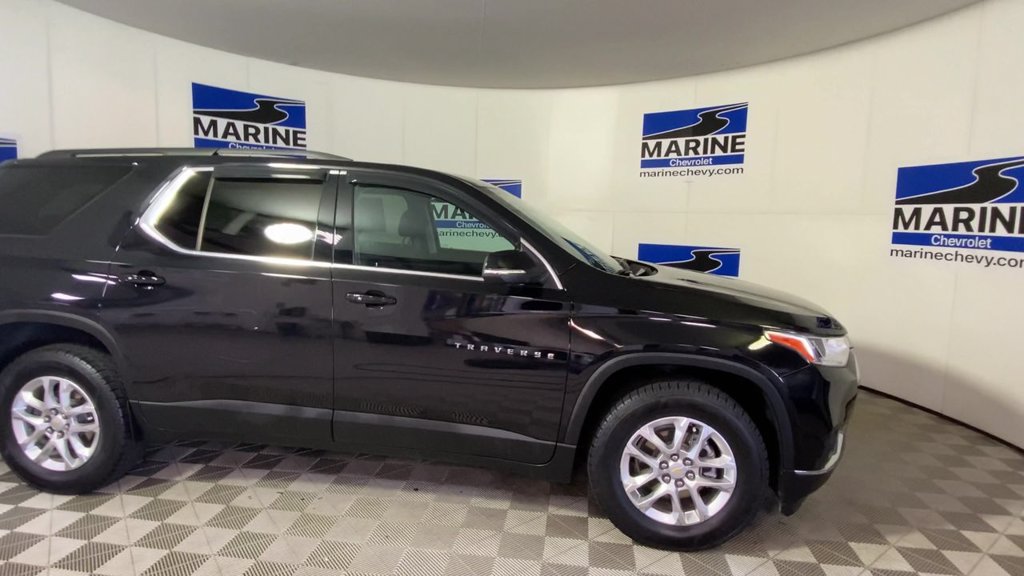 Used 2021 Chevrolet Traverse LT FWD image 3