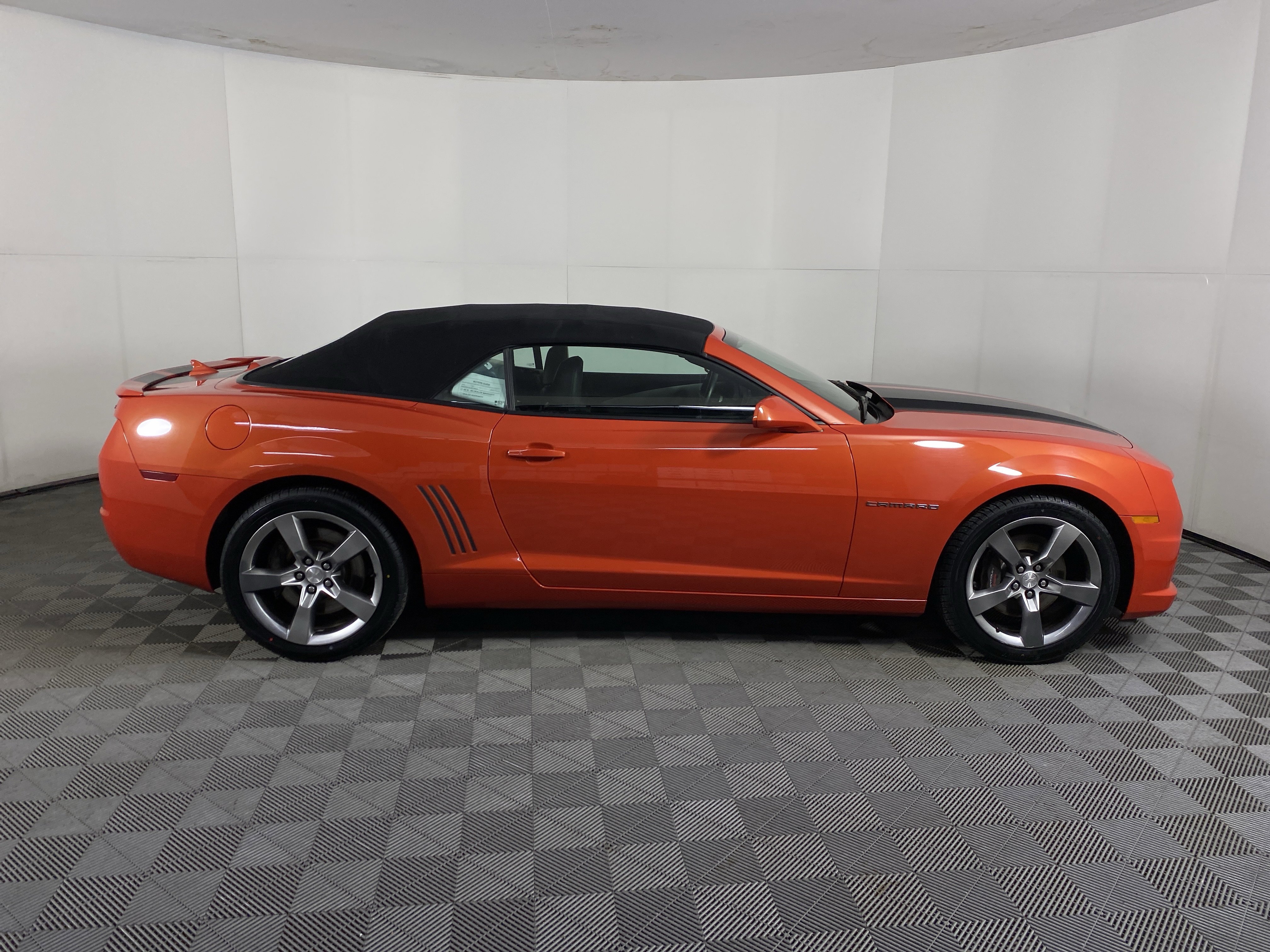 Used 2011 Chevrolet Camaro SS w/ RS Package image 4
