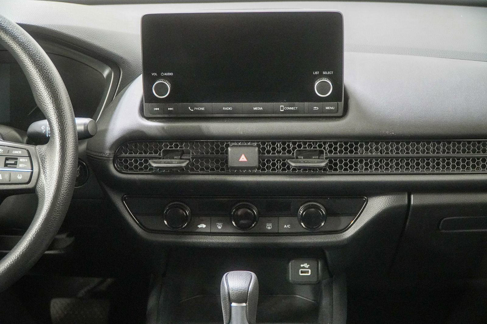 Used 2023 Honda HR-V LX image 24