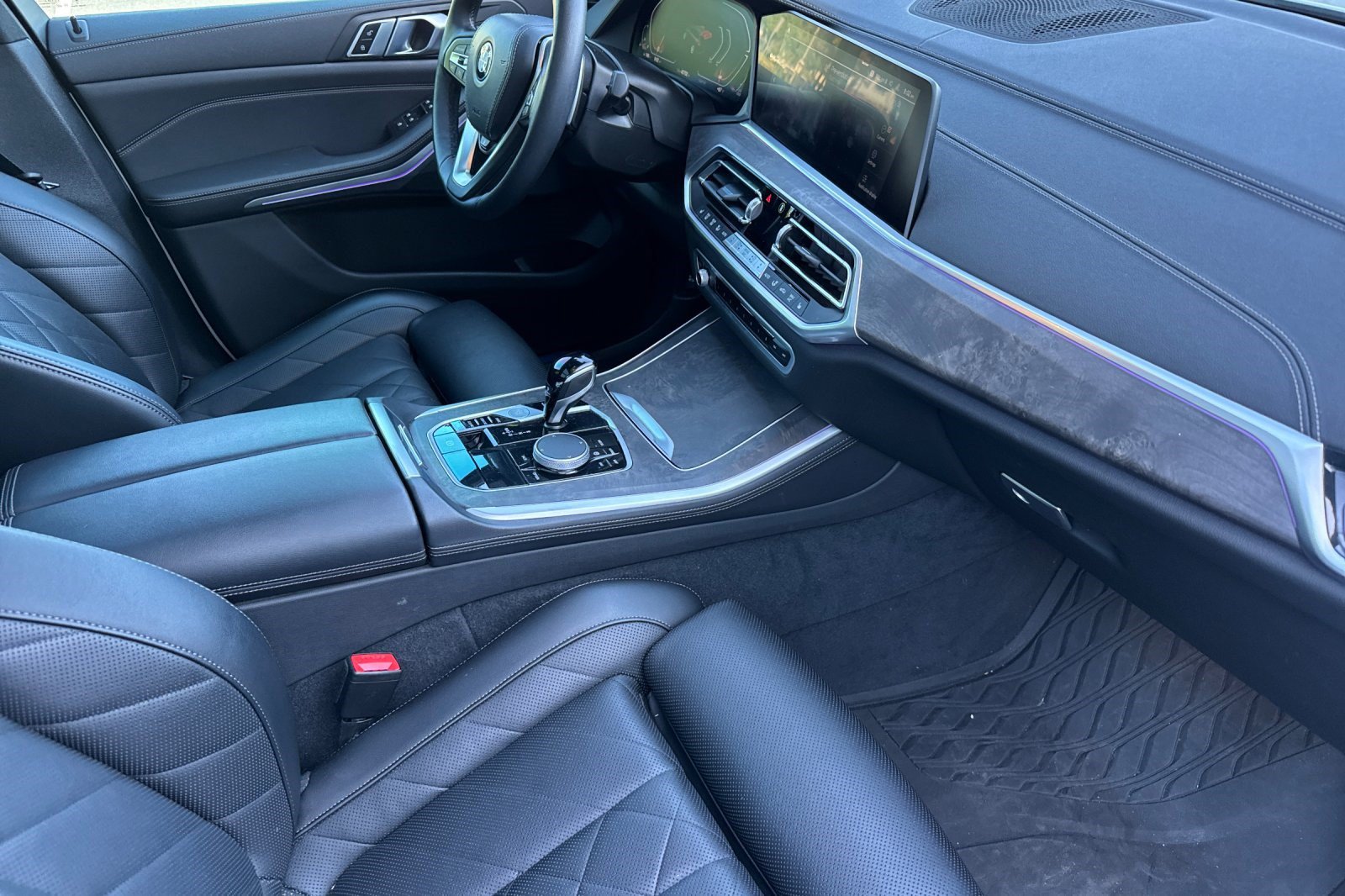 Used 2023 BMW X5 xDrive40i w/ Climate Comfort Package AWD/4WD image 54