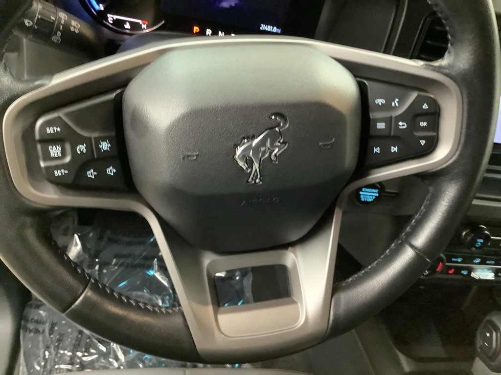 Used 2023 Ford Bronco Black Diamond AWD/4WD image 15