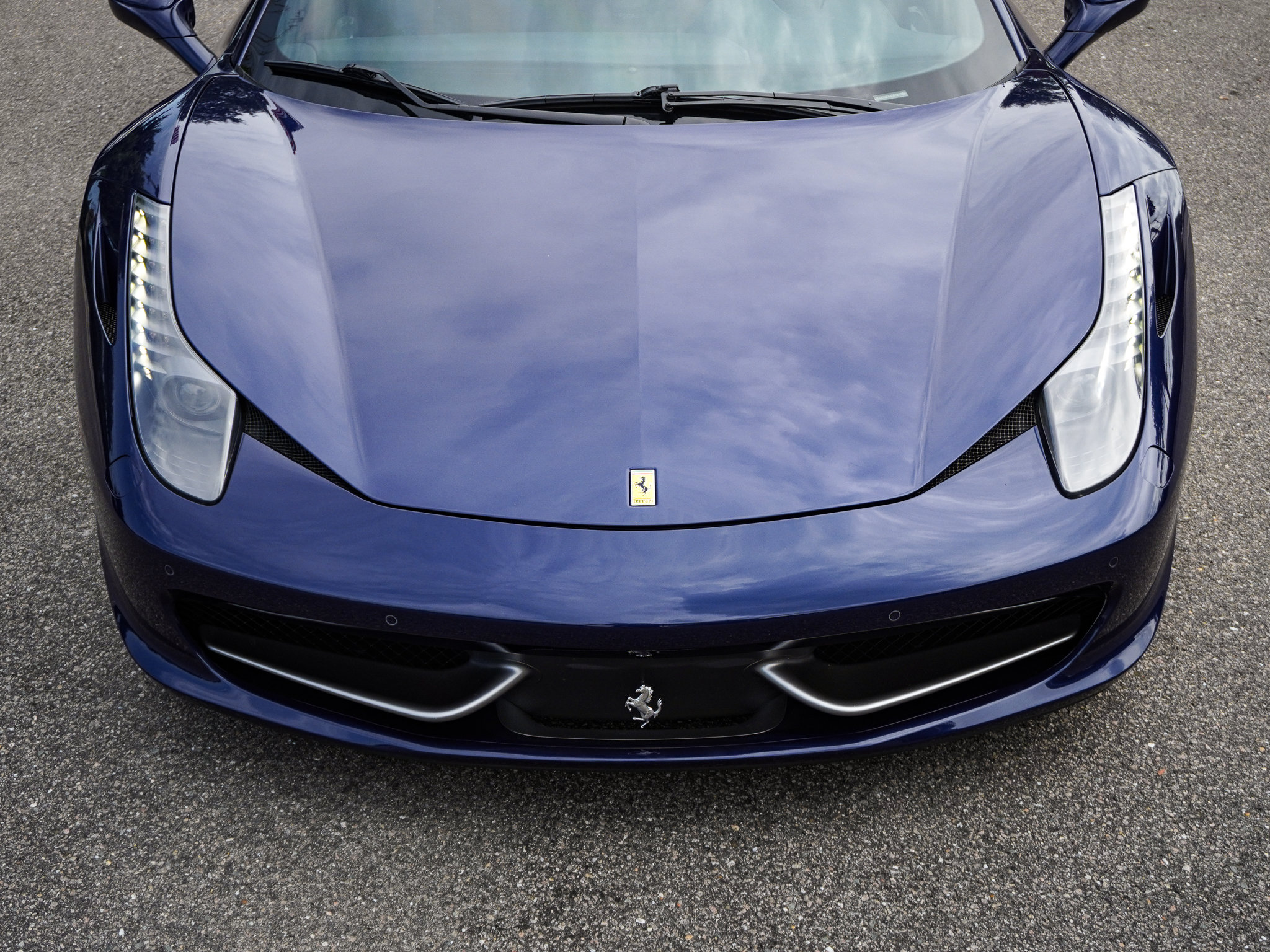 Used 2013 Ferrari 458 Italia Coupe RWD image 5