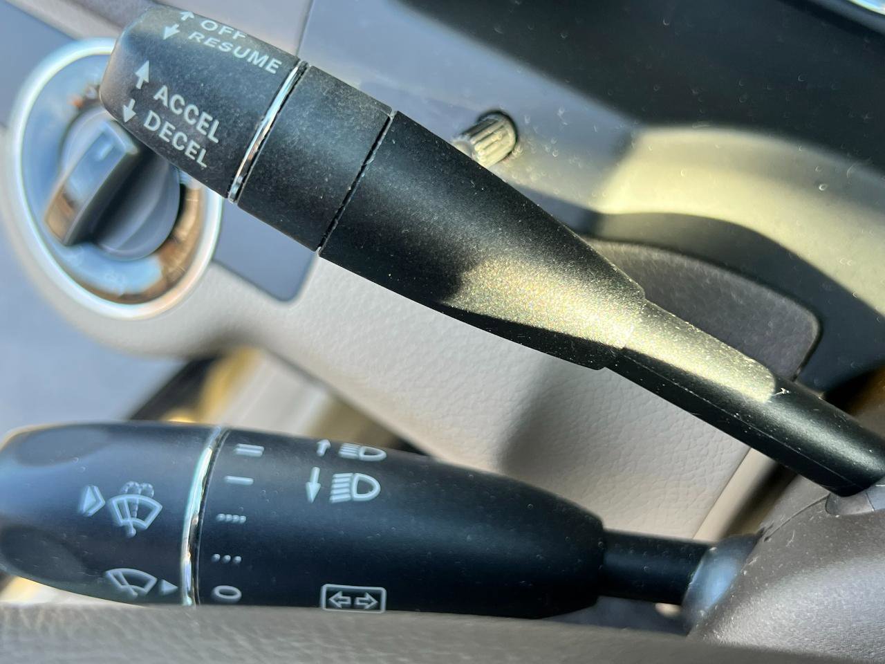 Used 2010 Mercedes-Benz C 300 Sedan image 15