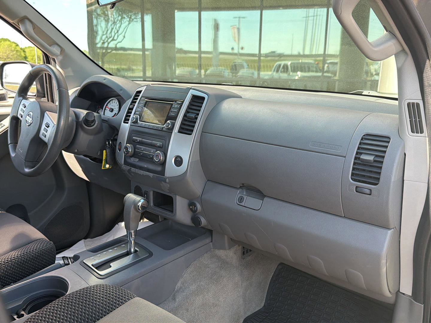 Used 2017 Nissan Frontier Desert Runner image 14