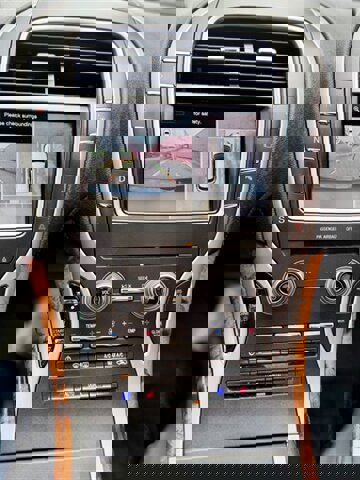 Used 2016 Lincoln MKX Reserve w/ Equipment Group 102A image 13