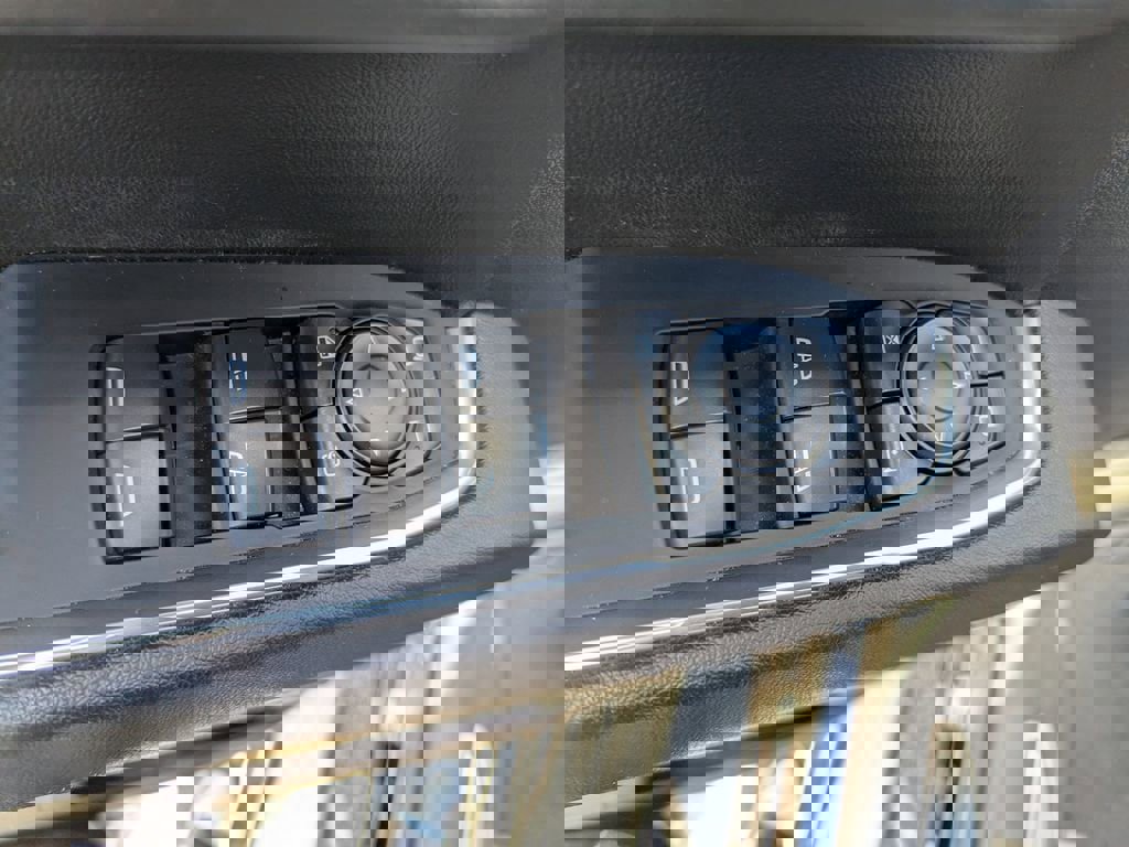 Certified 2024 Chevrolet Silverado 1500 LTZ w/ LTZ Premium Package image 15