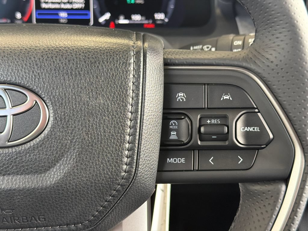 New 2026 Toyota 4Runner Trailhunter AWD/4WD image 31