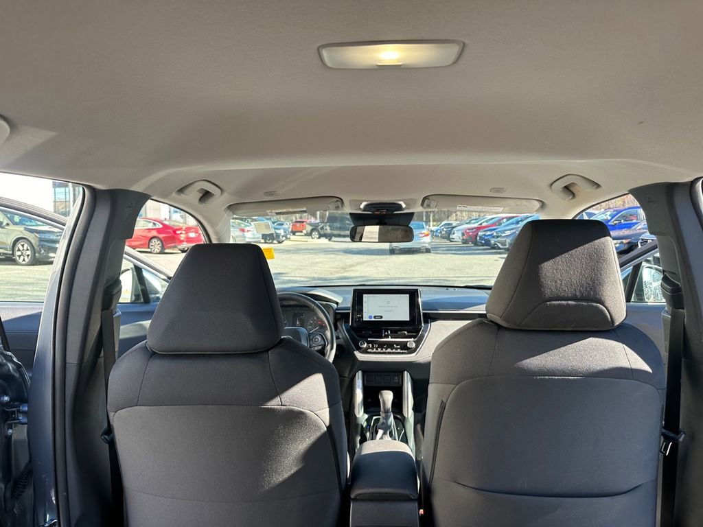 Used 2024 Toyota Corolla Cross LE image 26