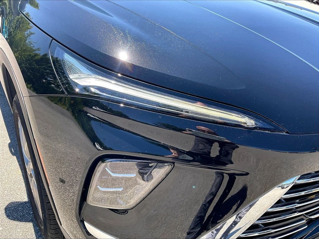 Used 2025 Buick Enclave Preferred AWD/4WD image 30