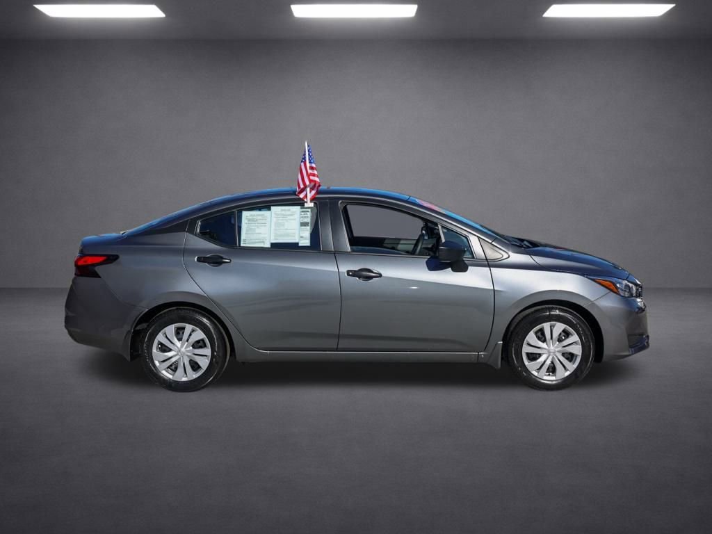Used 2025 Nissan Versa S w/ Trunk Package image 3