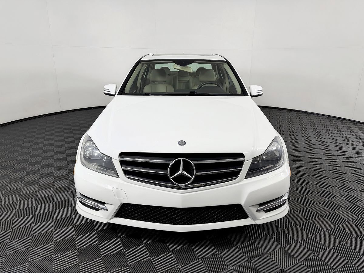 Used 2014 Mercedes-Benz C 300 4MATIC Sedan image 3