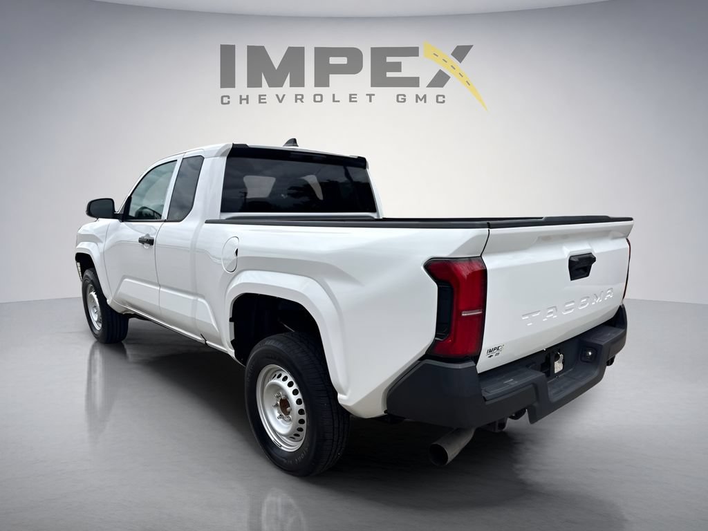 Used 2025 Toyota Tacoma SR RWD image 3