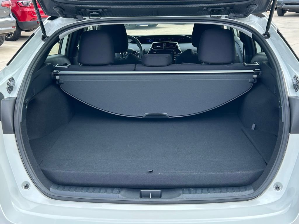 Used 2022 Toyota Prius Prime LE FWD image 13