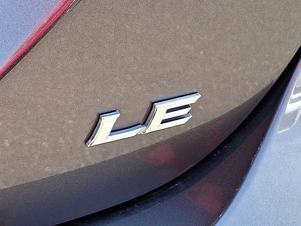 Used 2024 Toyota Camry LE FWD image 30