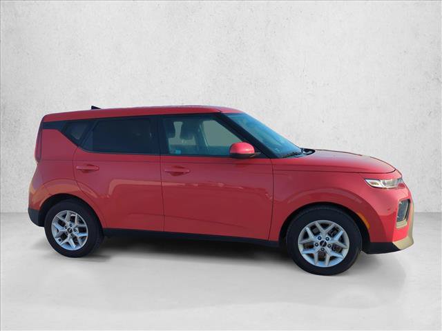 Used 2022 Kia Soul LX w/ Technology Package FWD image 5