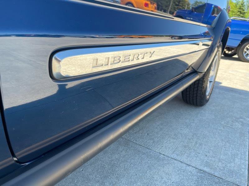 Used 2005 Jeep Liberty Limited AWD/4WD image 21