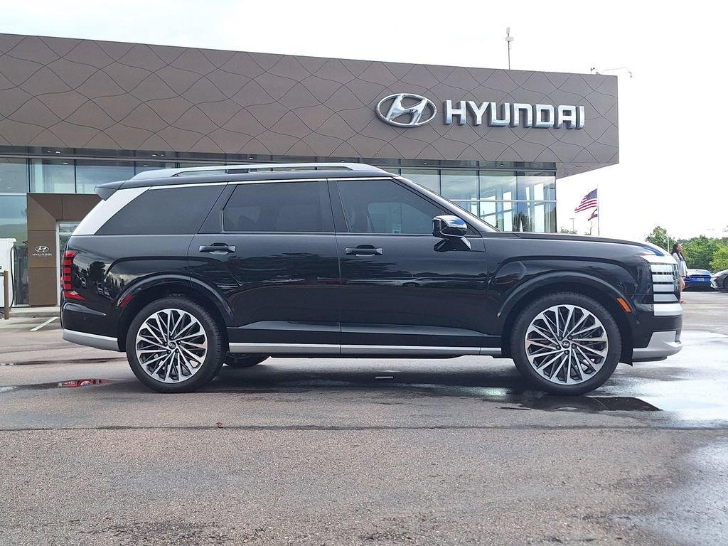 Certified 2026 Hyundai Palisade Calligraphy AWD/4WD image 2