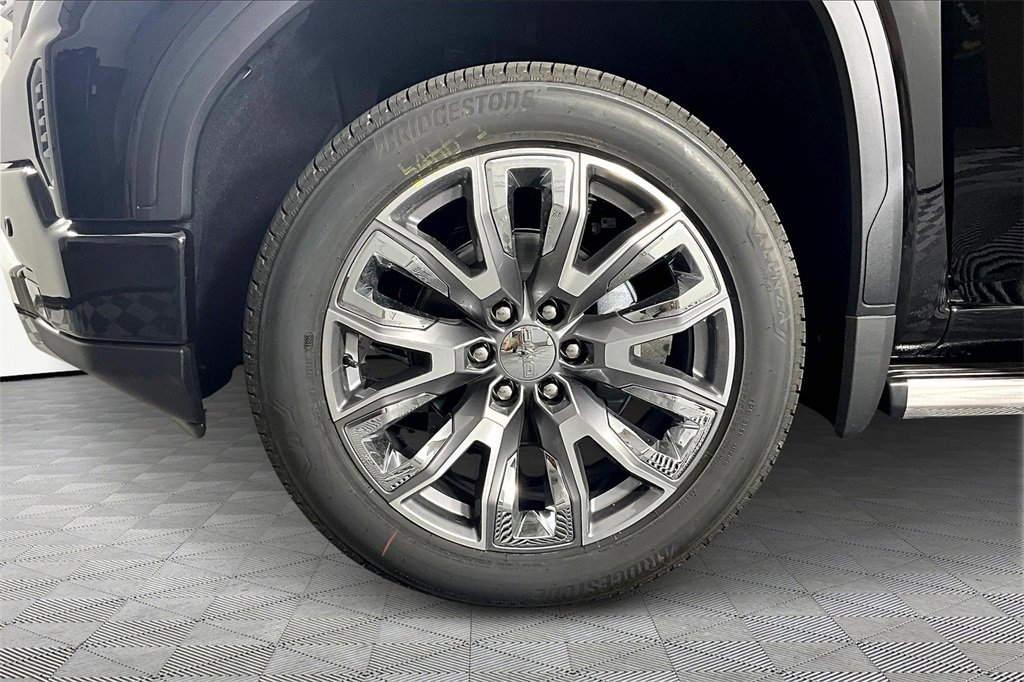 New 2026 GMC Sierra 1500 Denali w/ Denali Reserve Package image 13