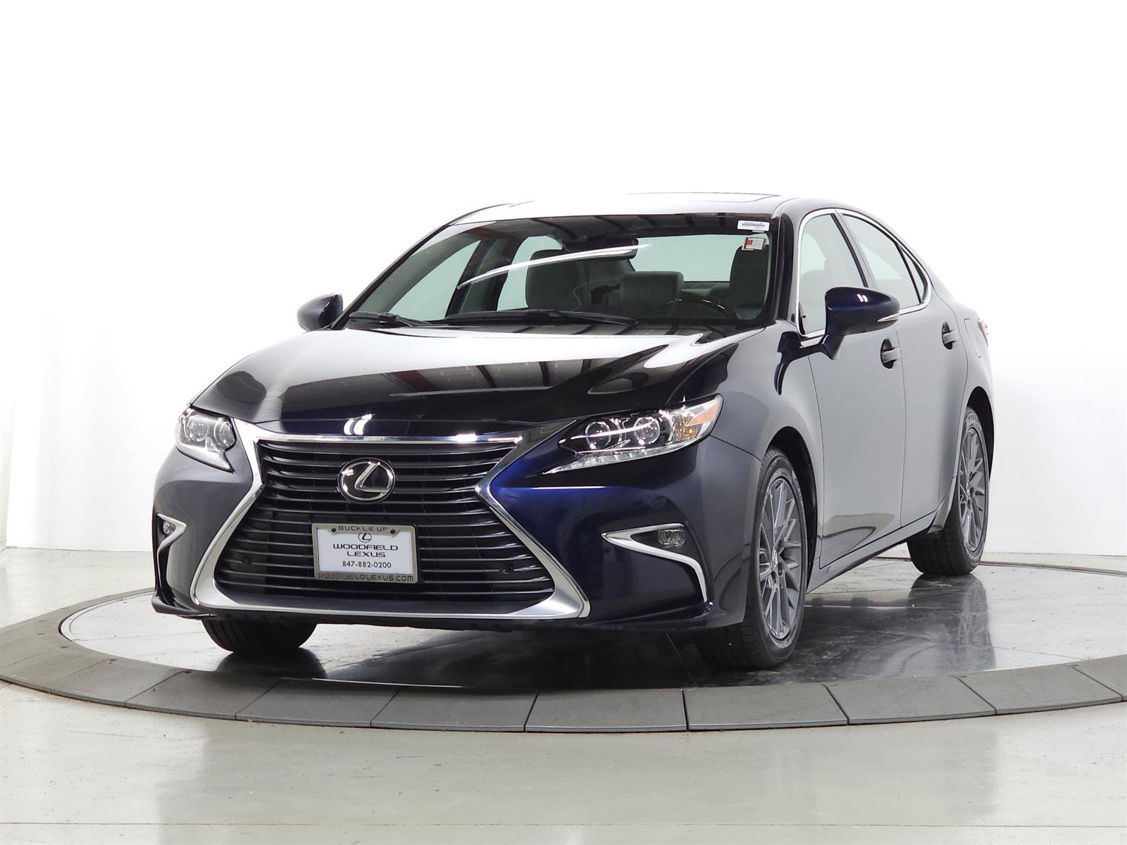 Used 2018 Lexus ES 350 w/ Navigation System Package FWD image 3