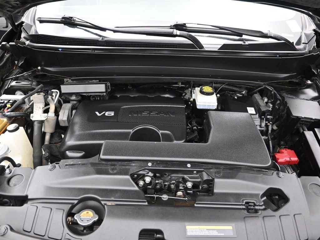 Used 2019 Nissan Pathfinder S image 20