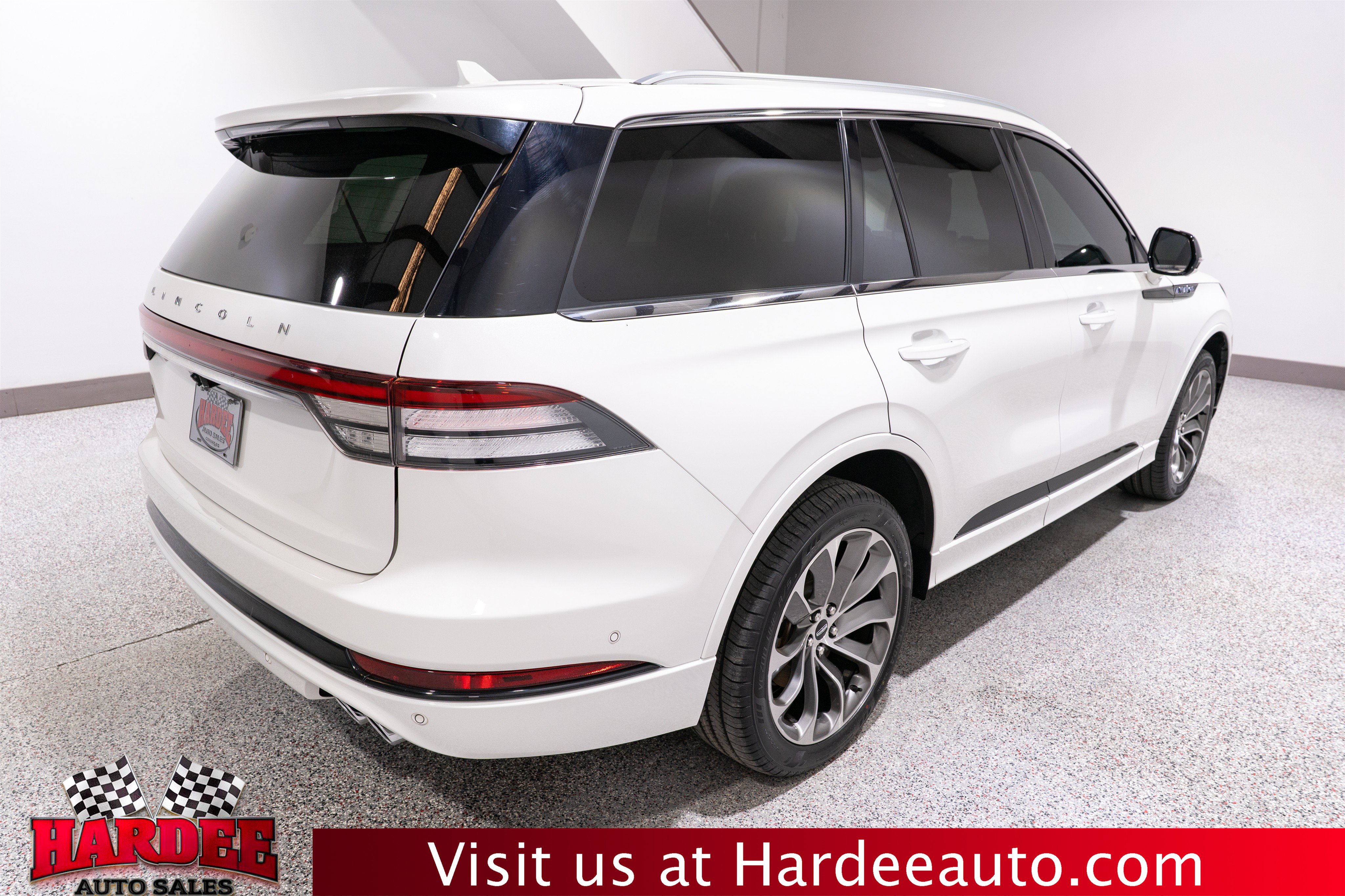 Used 2022 Lincoln Aviator Grand Touring w/ Equipment Group 301A AWD/4WD image 5