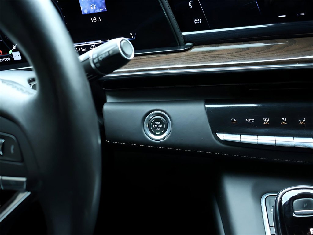 Used 2023 Cadillac Escalade Sport Platinum w/ LPO, ONYX Package image 30