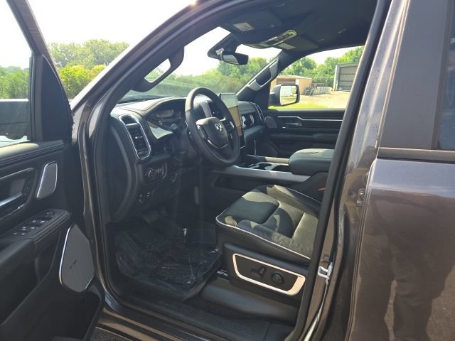 New 2026 RAM 1500 Laramie w/ Night Edition AWD/4WD image 8