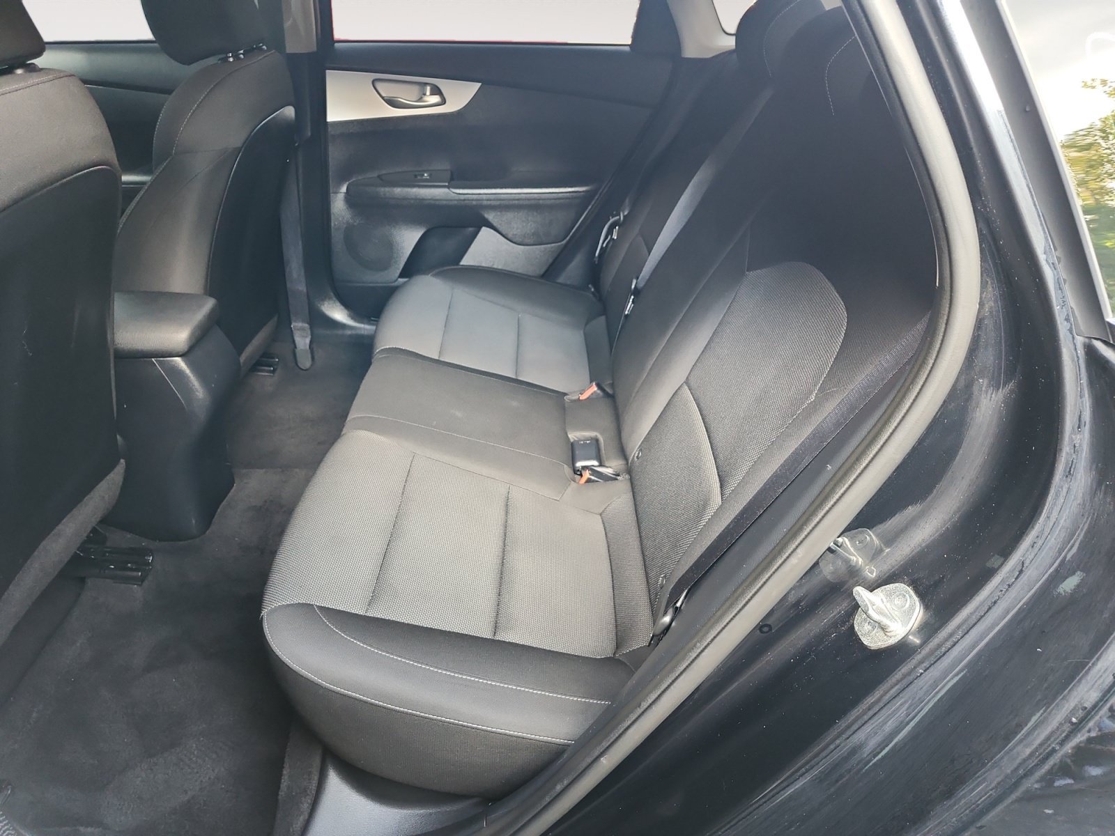 Used 2024 Kia Forte LXS w/ LXS Technology Package FWD image 13