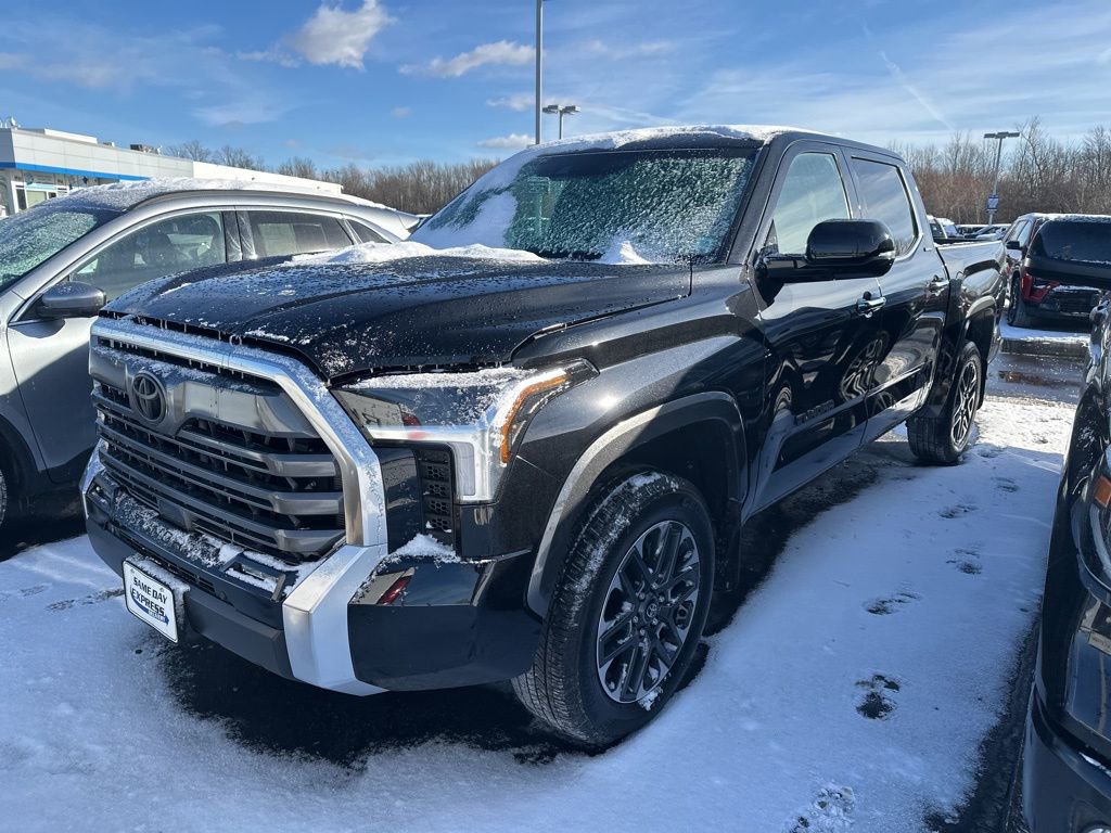 Used 2025 Toyota Tundra Limited image 4