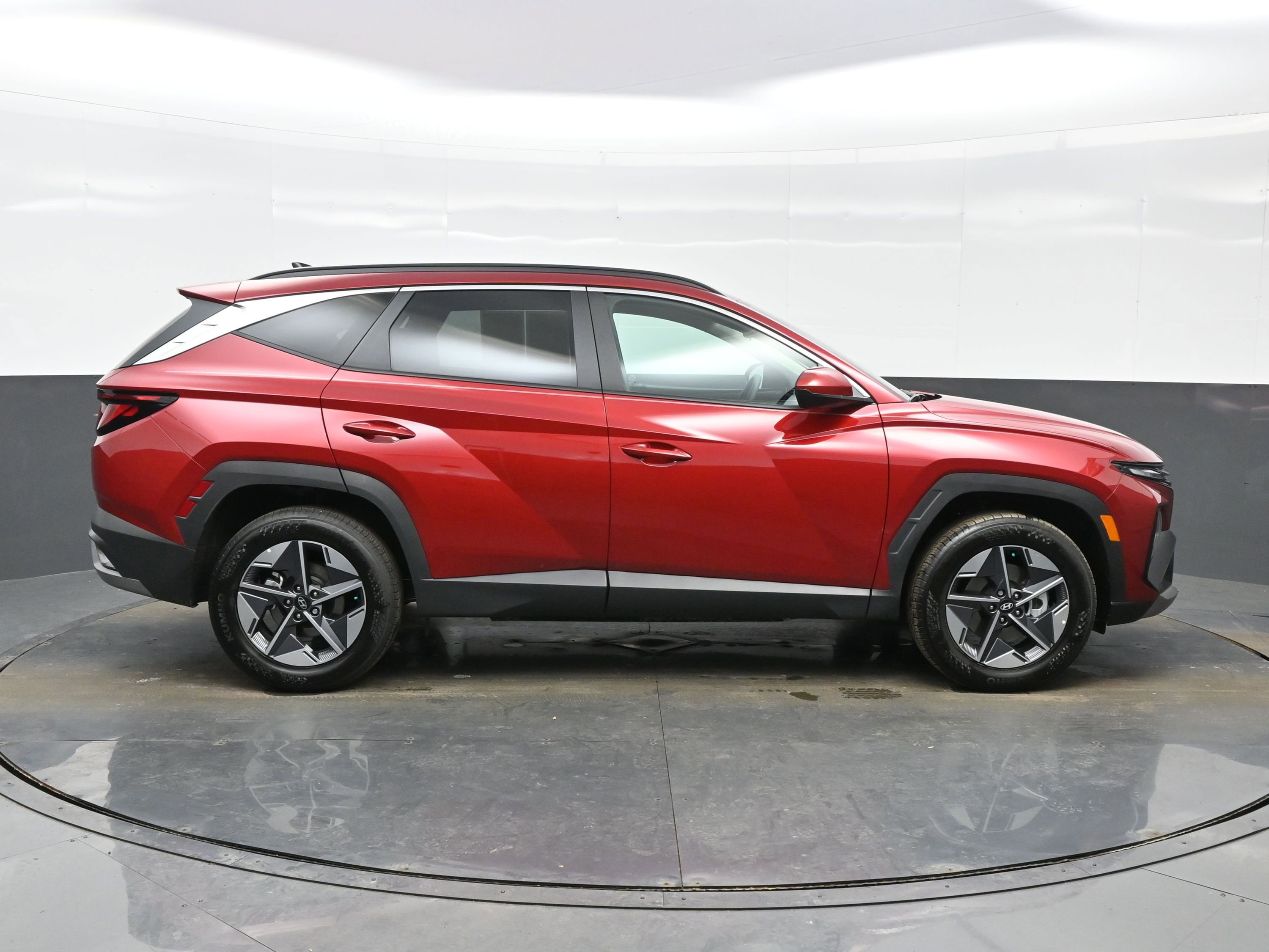 Certified 2025 Hyundai Tucson SEL image 7